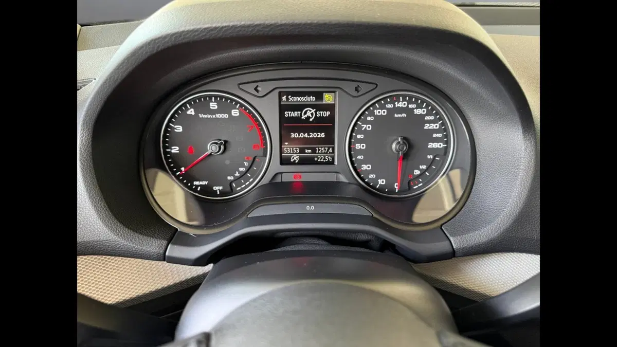 Audi Q2 usata a Palermo (8)