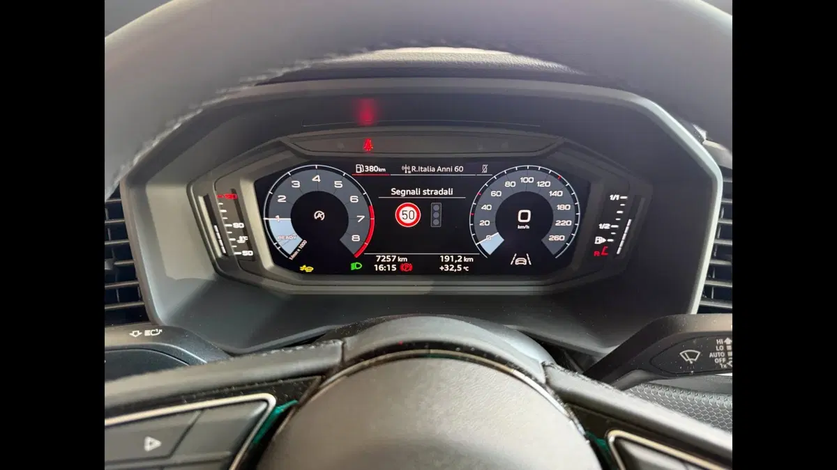 Audi A1 allstreet usata a Palermo (8)