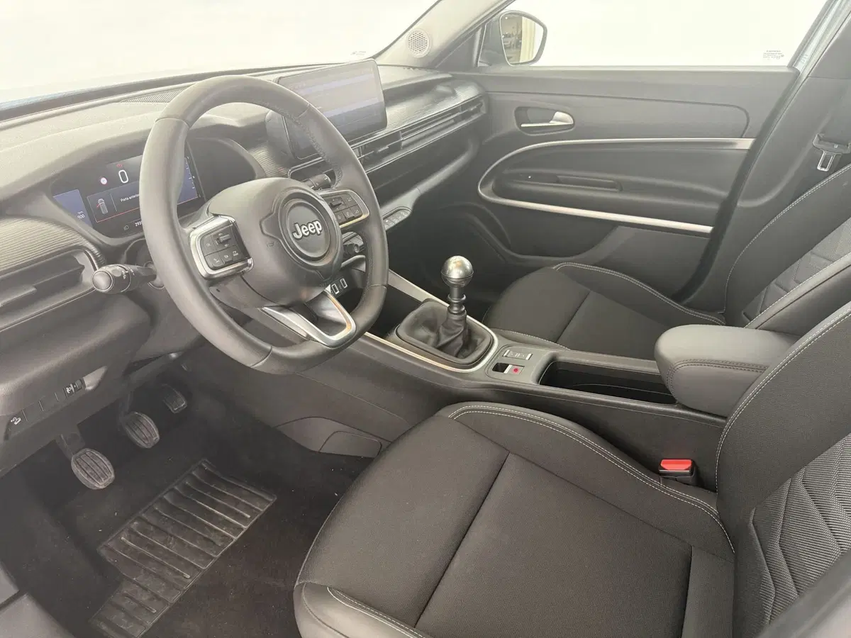 Jeep Avenger usata a Perugia (8)