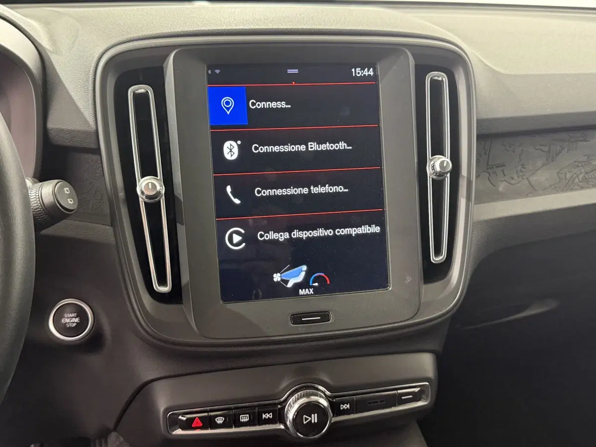 Volvo XC40 usata a Perugia (12)