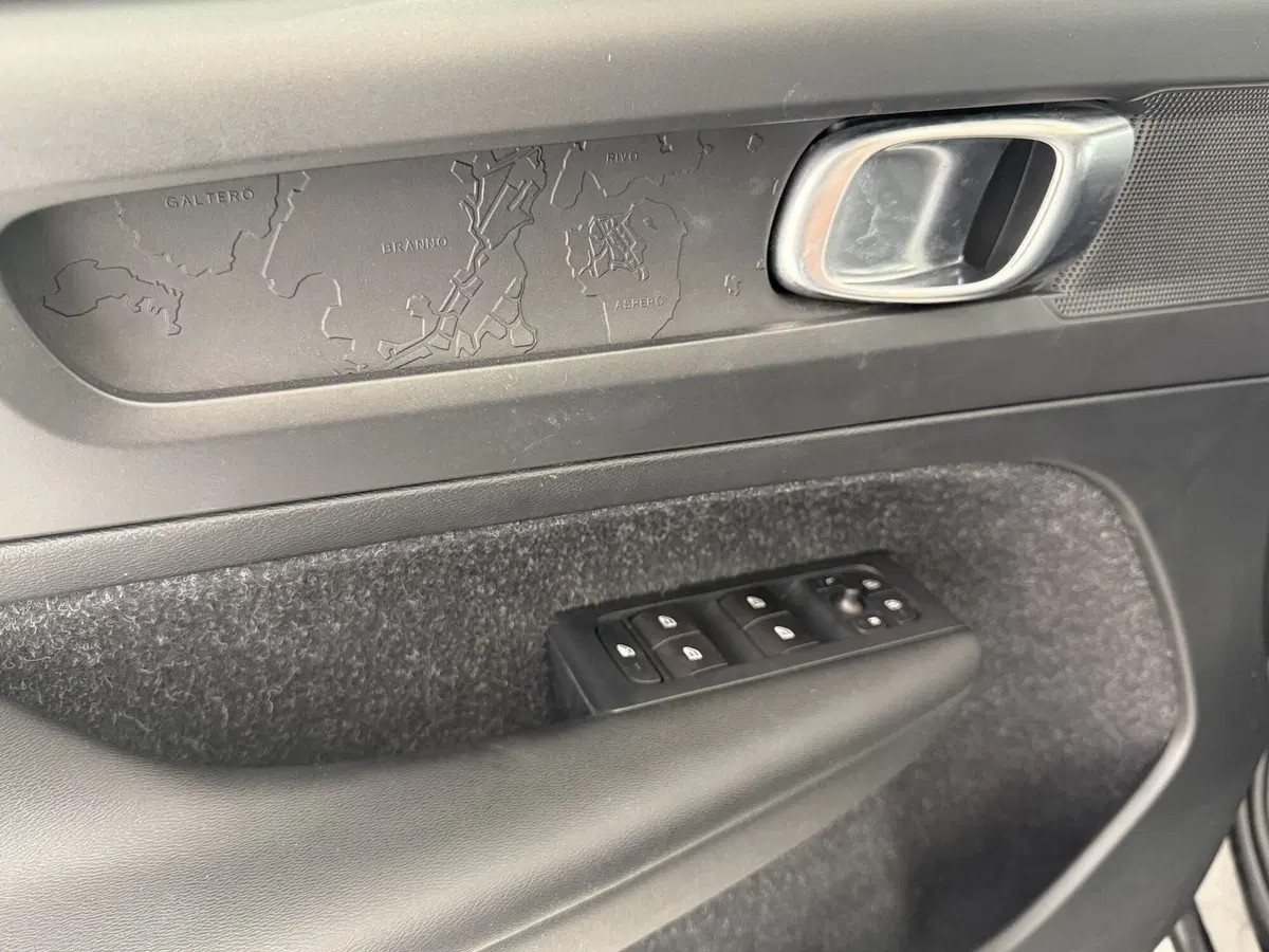 Volvo XC40 usata a Perugia (17)