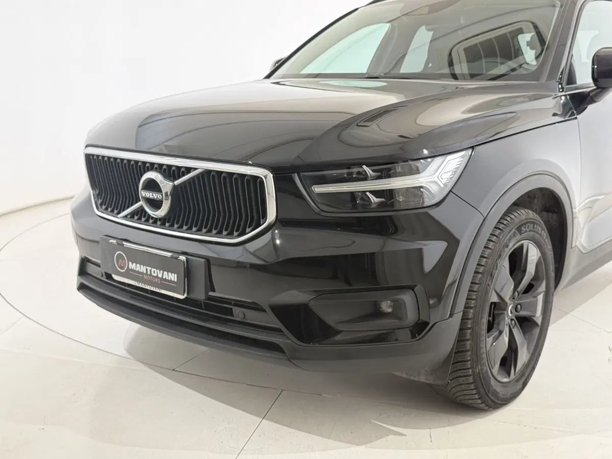 Volvo XC40 usata a Perugia (3)