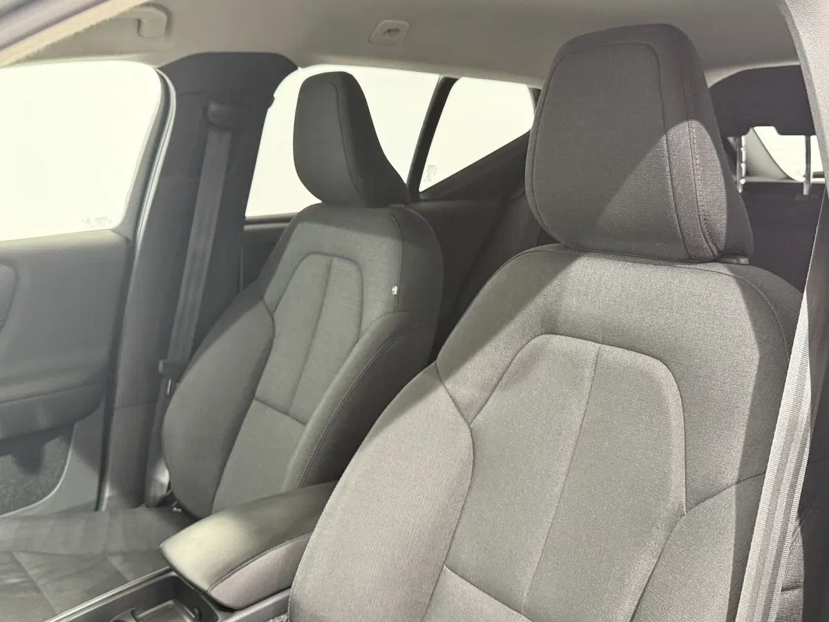 Volvo XC40 usata a Perugia (8)