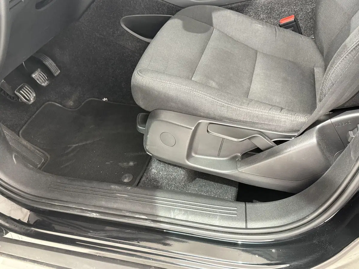 Volvo XC40 usata a Perugia (9)