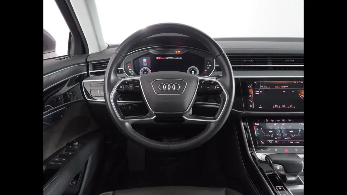 Audi A8 usata a Palermo (10)