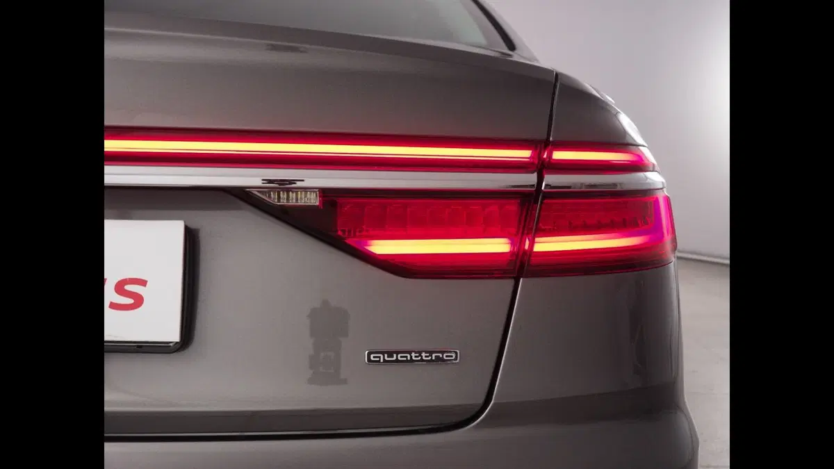 Audi A8 usata a Palermo (9)