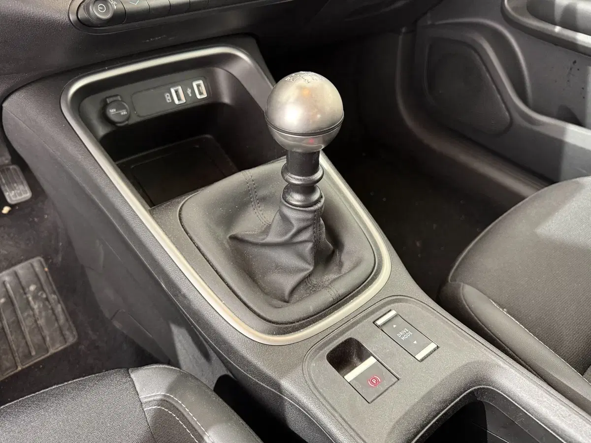 Jeep Avenger usata a Perugia (18)
