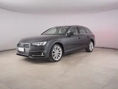 Audi A4 Avant 40 g-tron S tronic Business del 2019 usata a Palermo