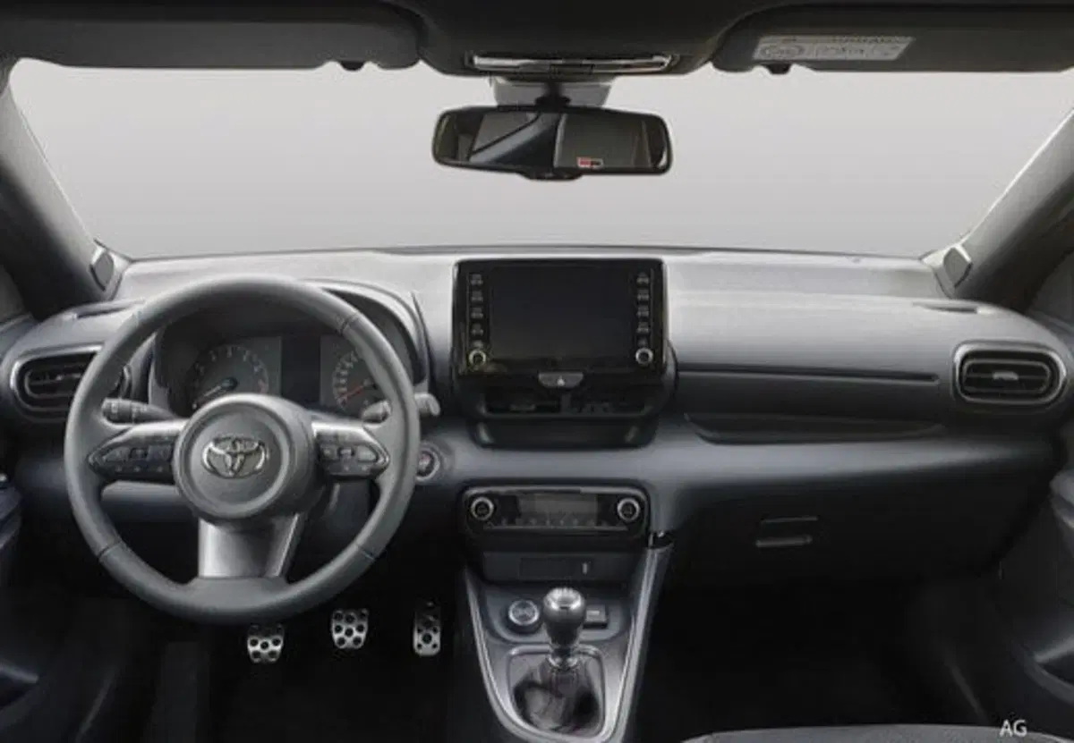 Toyota Yaris usata a Palermo (8)