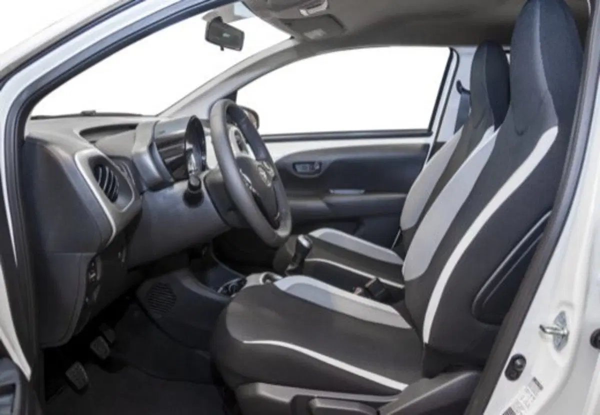 Toyota Aygo usata a Palermo (11)