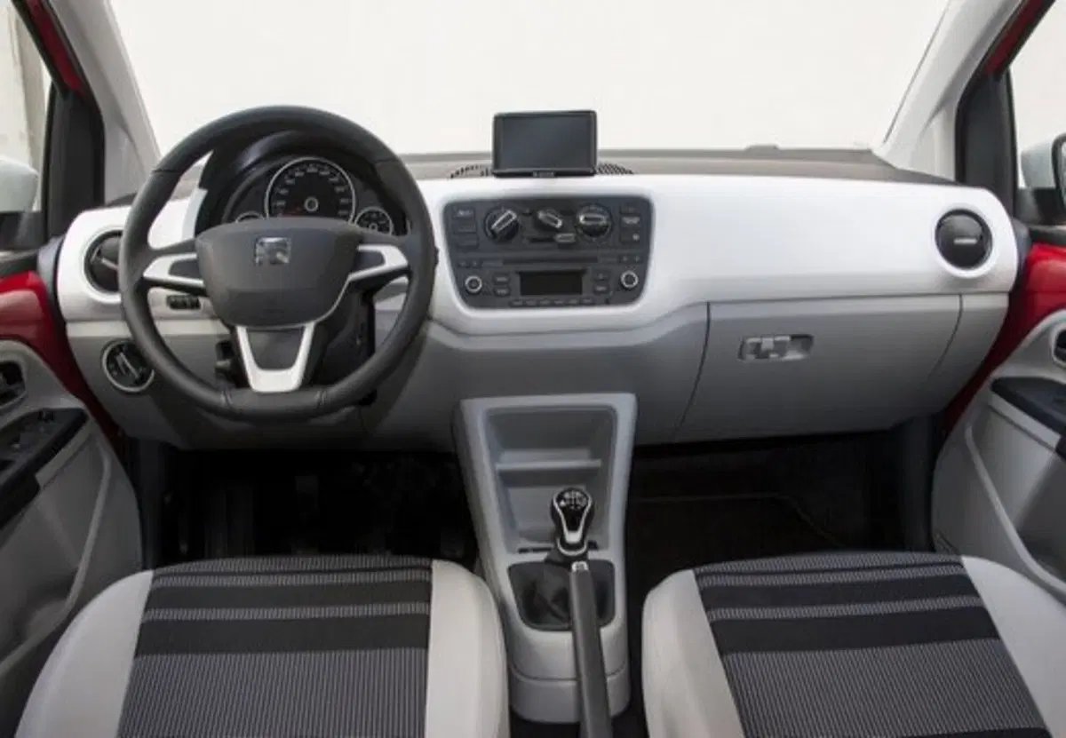 SEAT Mii usata a Palermo (14)