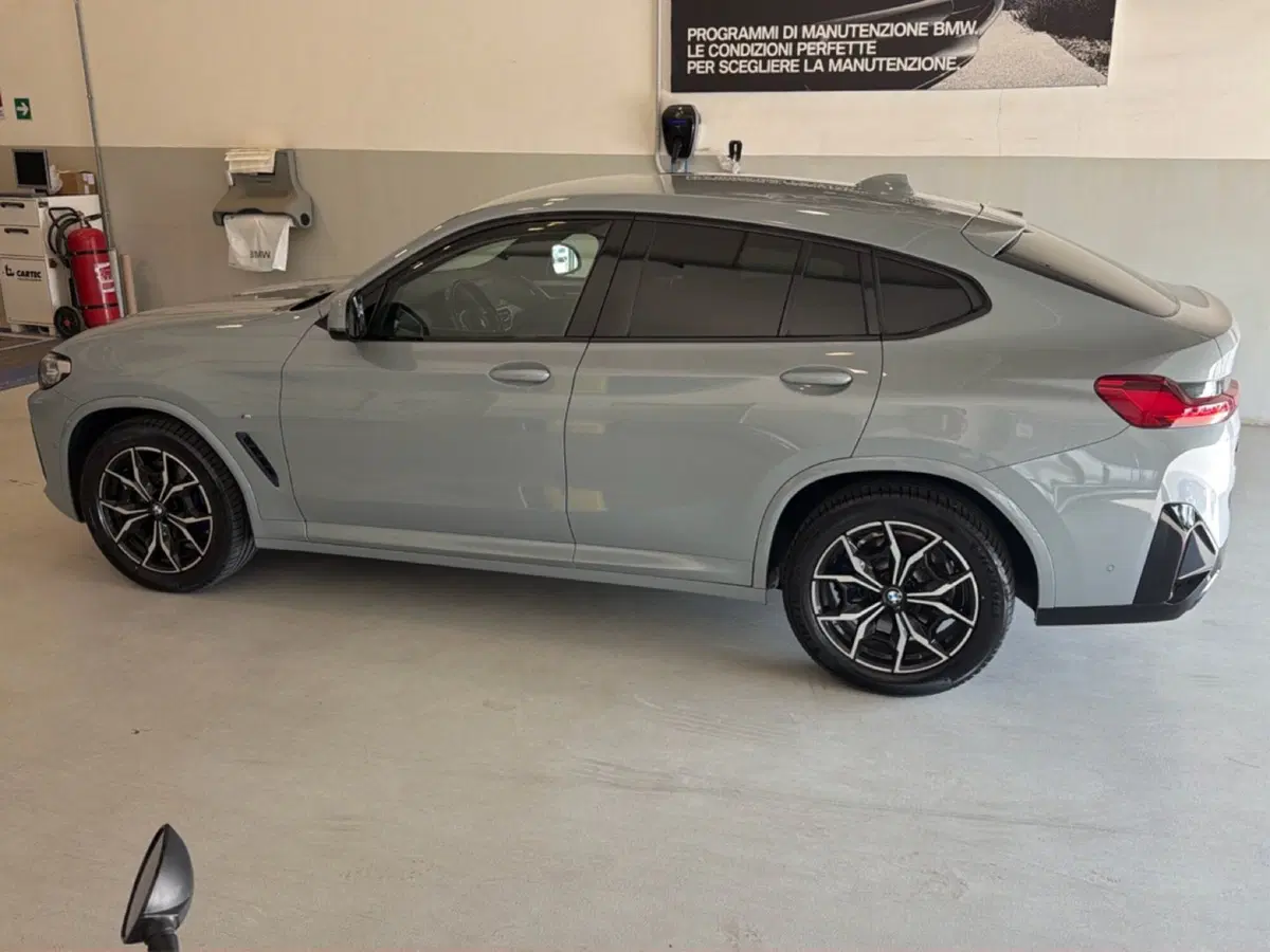 BMW X4 usata a Caserta (3)