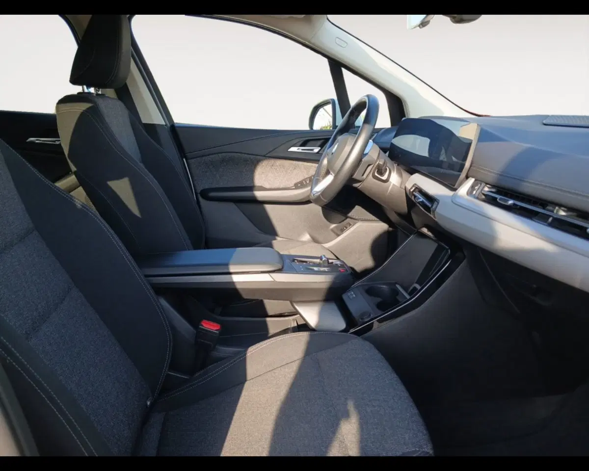BMW Serie 2 Active Tourer usata a Ravenna (15)