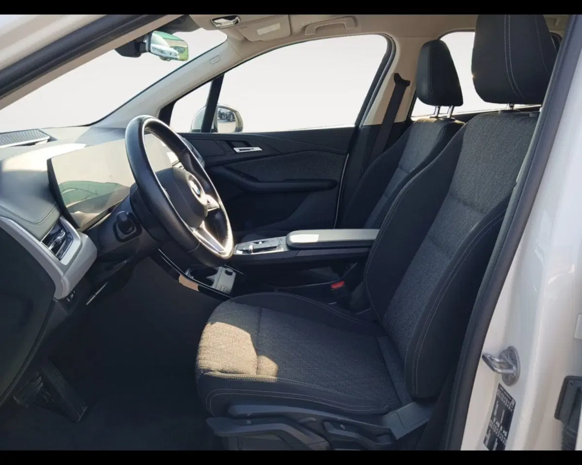 BMW Serie 2 Active Tourer usata a Ravenna (9)