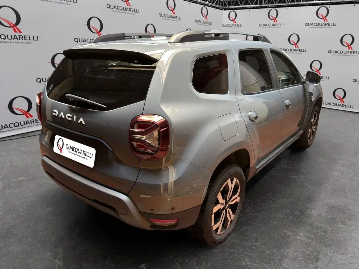Dacia Duster usata a Milano (5)