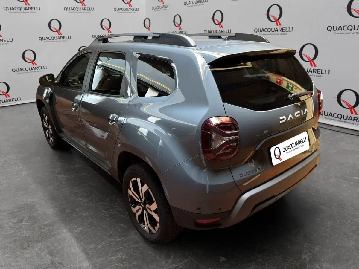 Dacia Duster usata a Milano (7)