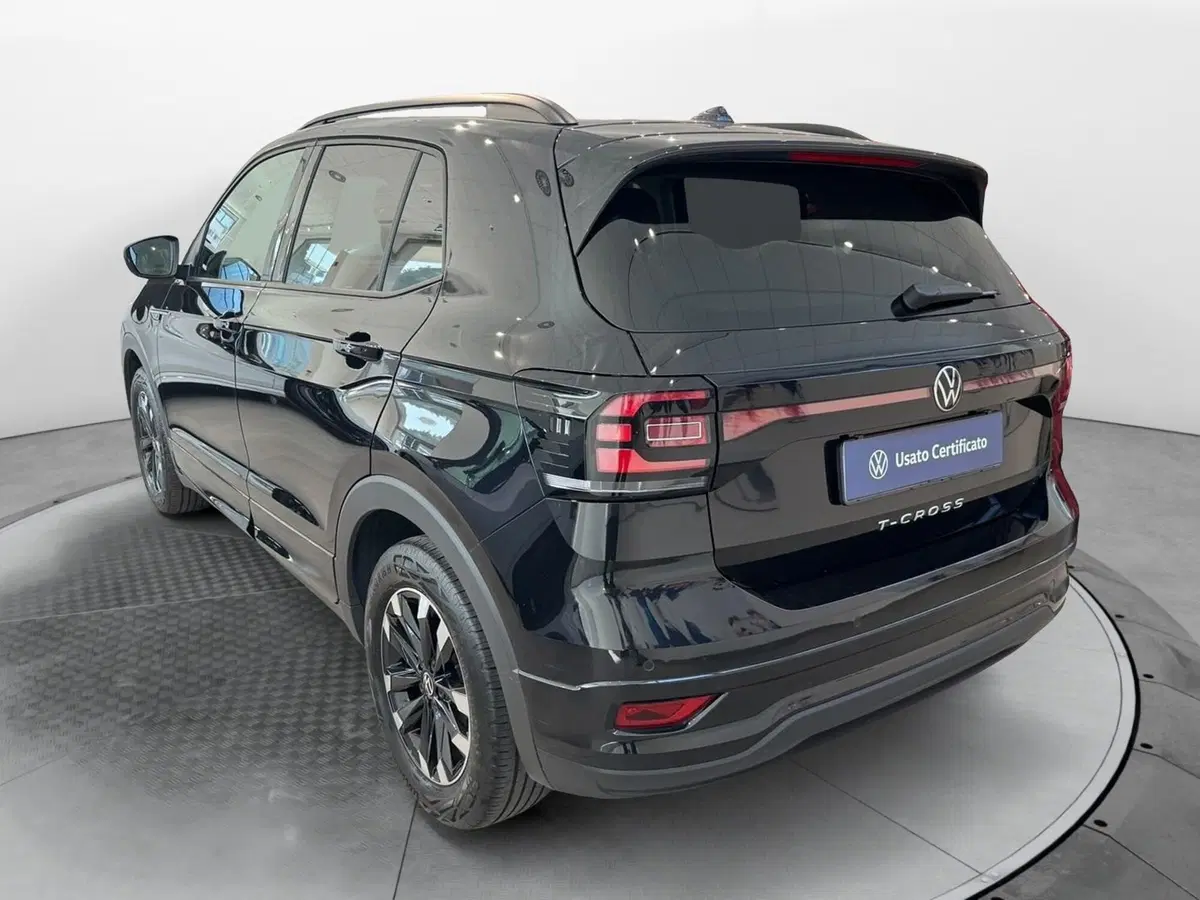 Volkswagen T-Cross usata a Varese (3)