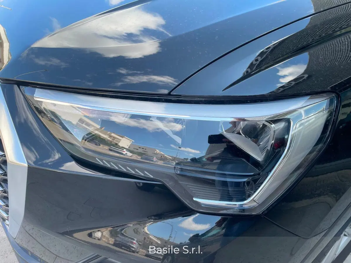 Audi Q3 Sportback usata a Taranto (3)