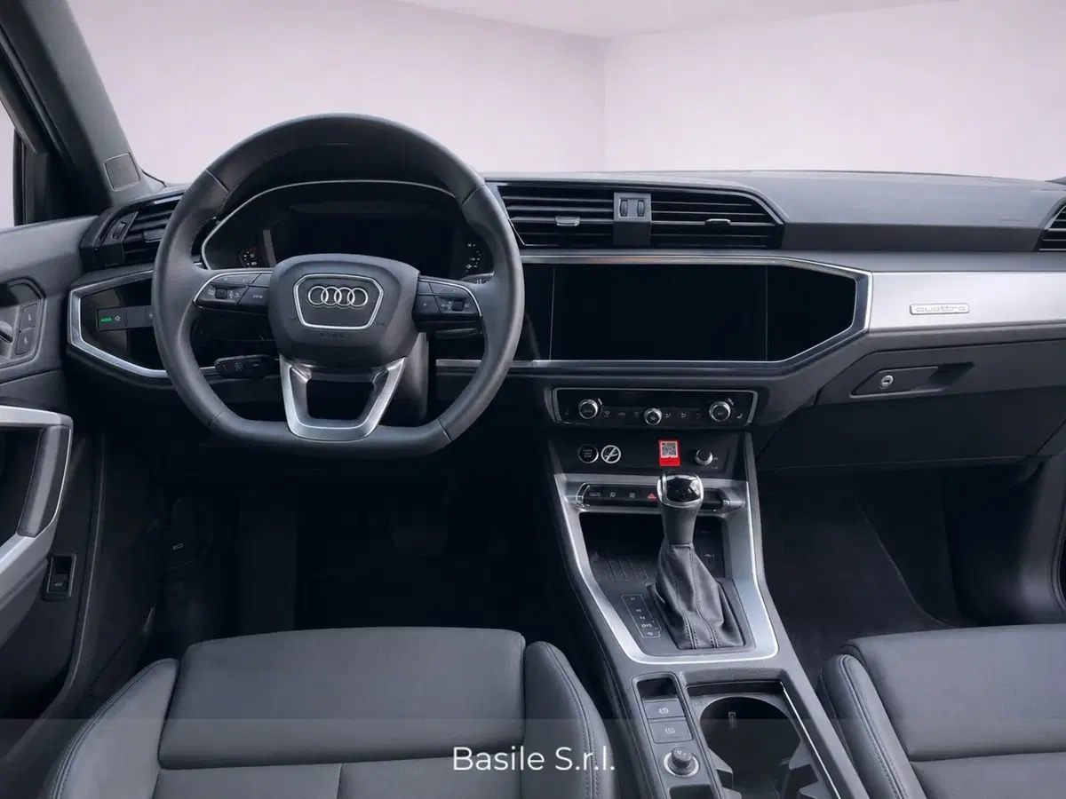 Audi Q3 Sportback usata a Taranto (5)