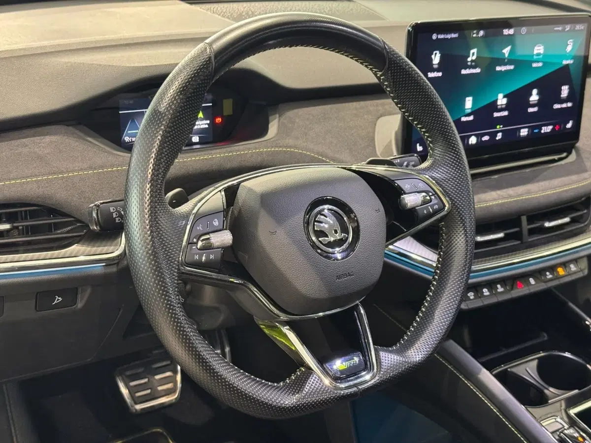 Skoda Enyaq Coupé usata a Varese (11)