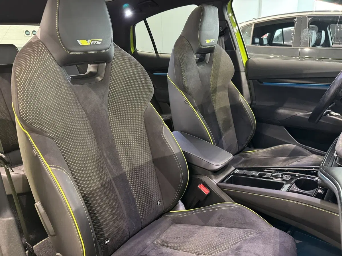 Skoda Enyaq Coupé usata a Varese (12)