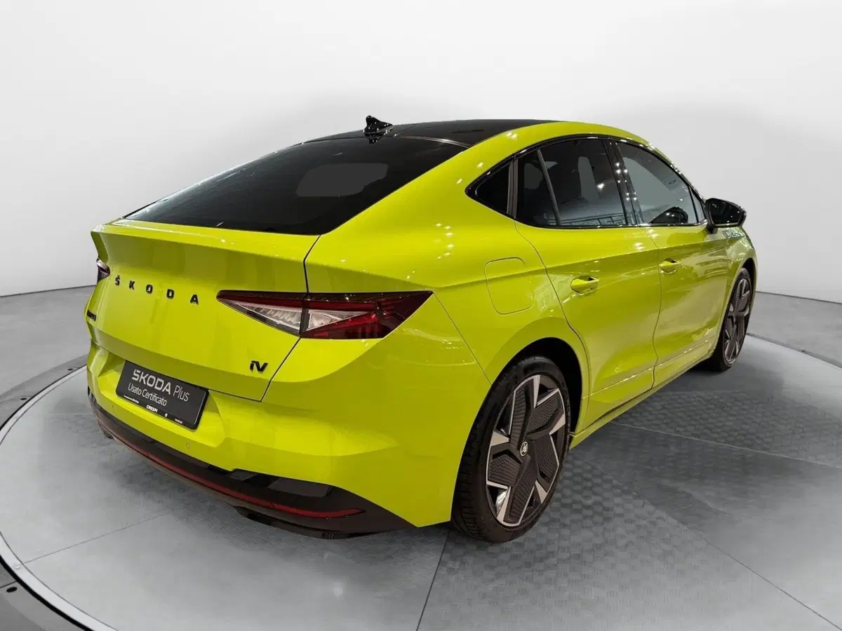 Skoda Enyaq Coupé usata a Varese (4)