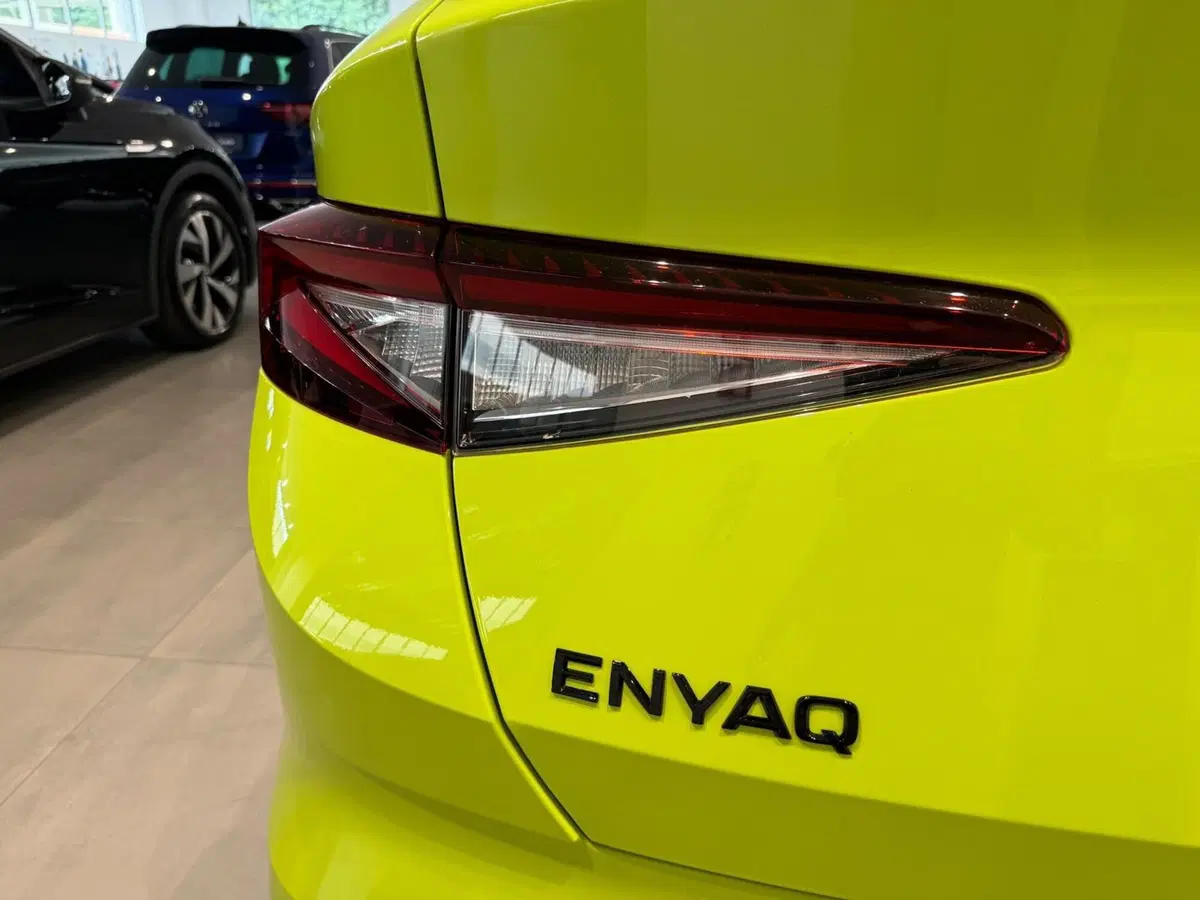Skoda Enyaq Coupé usata a Varese (6)