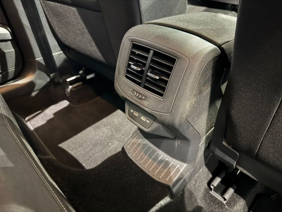 Volkswagen T-Roc usata a Varese (18)