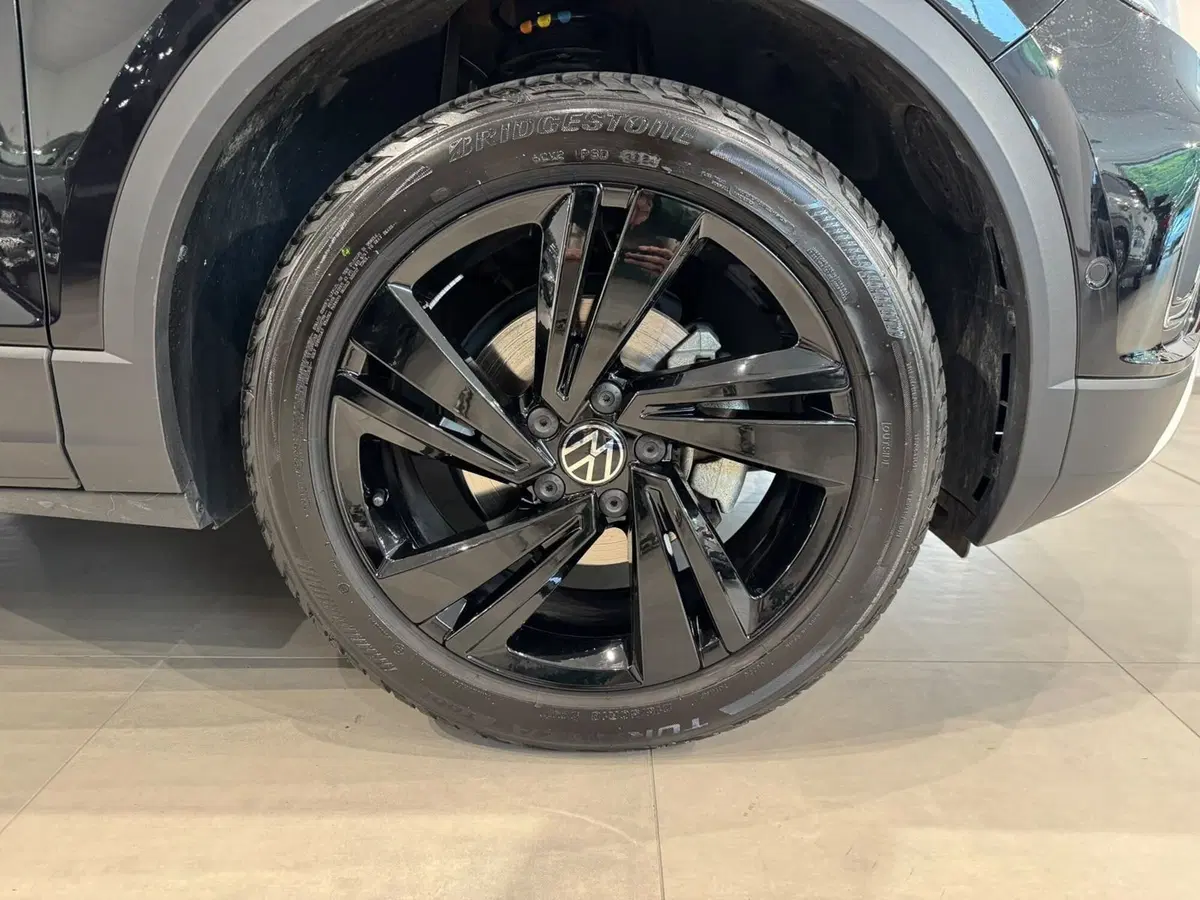 Volkswagen T-Roc usata a Varese (7)