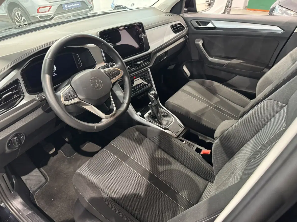 Volkswagen T-Roc usata a Varese (9)