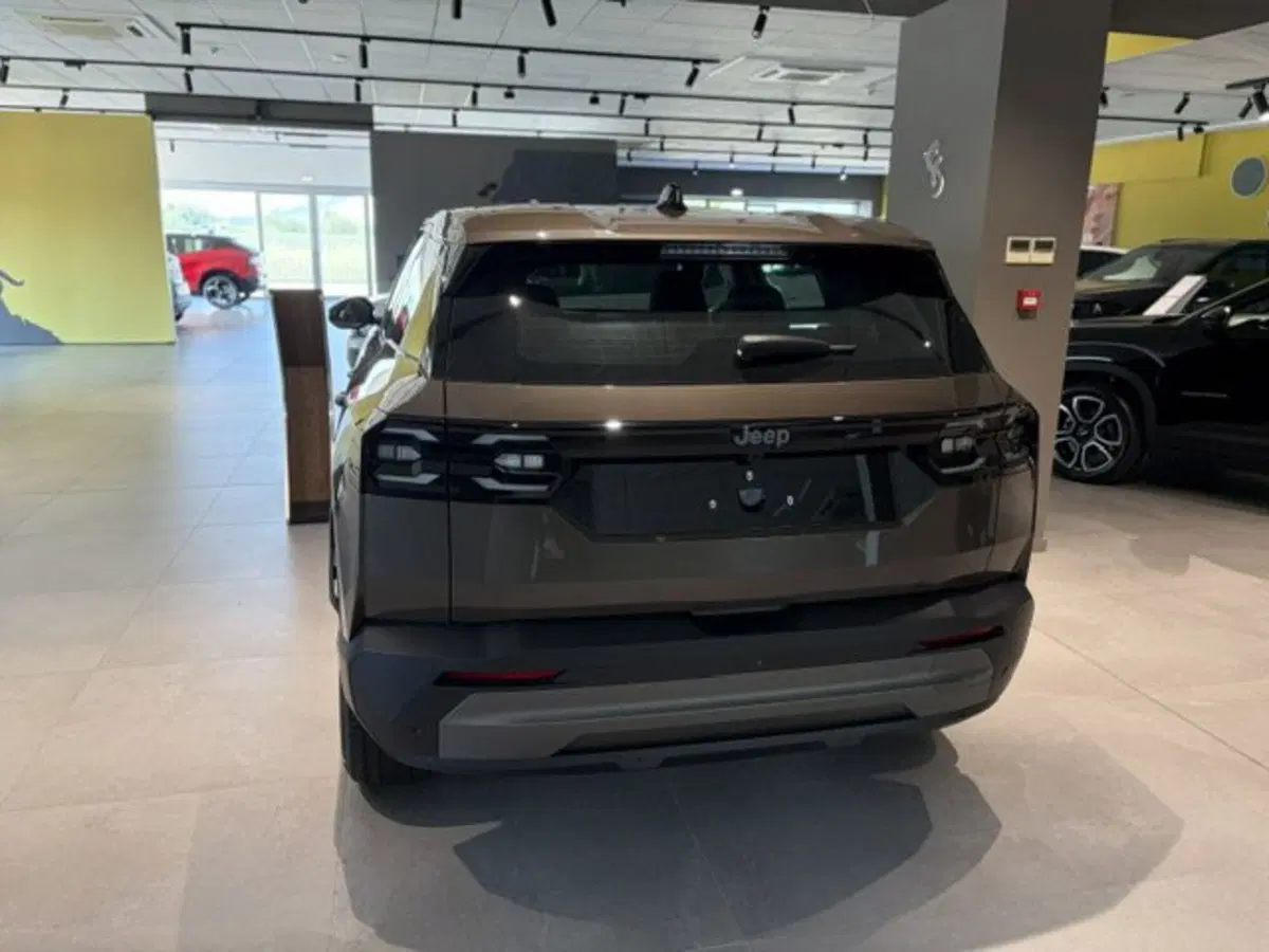 Jeep Compass nuova a Benevento (7)