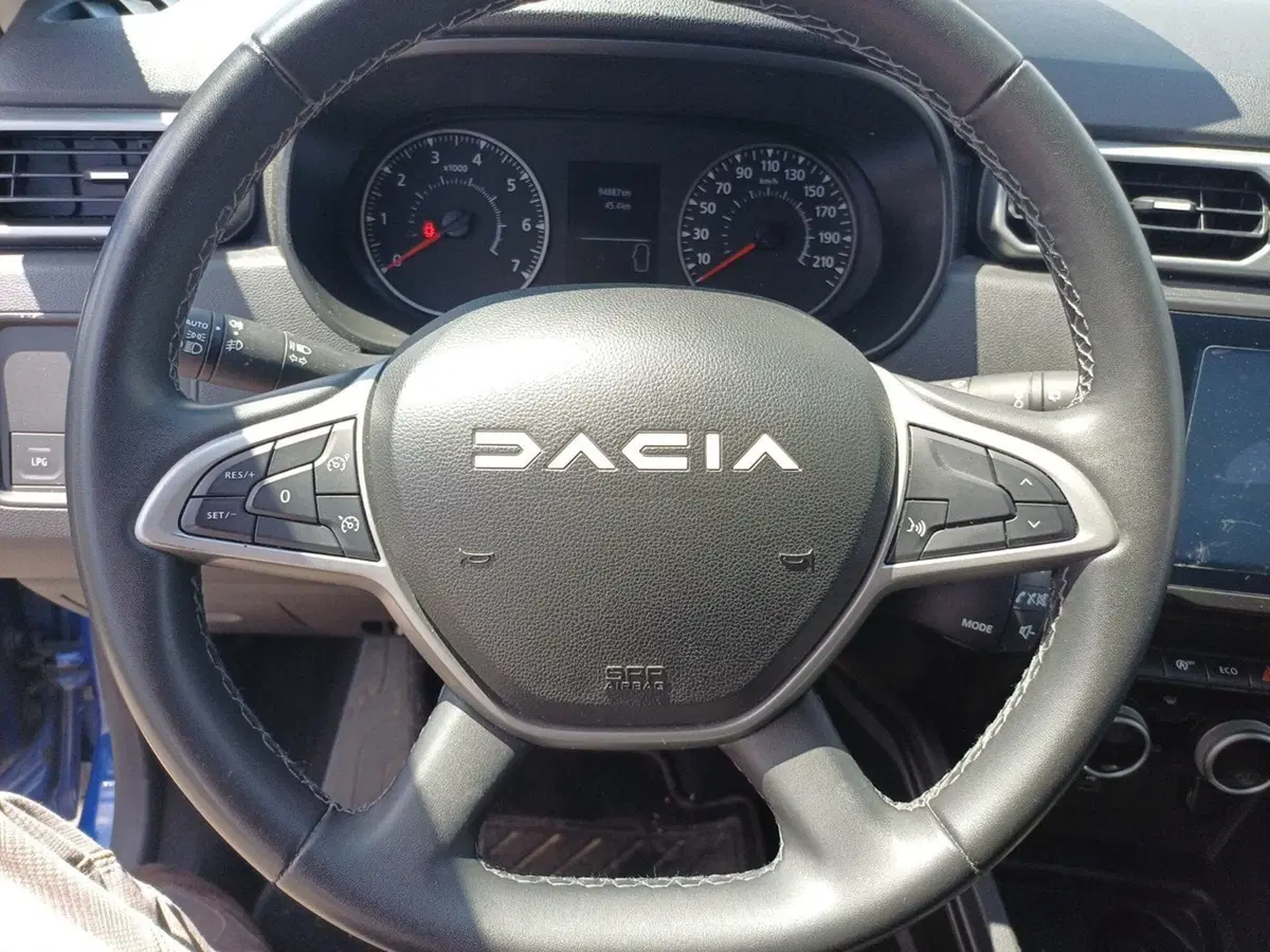 Dacia Duster usata a Frosinone (15)