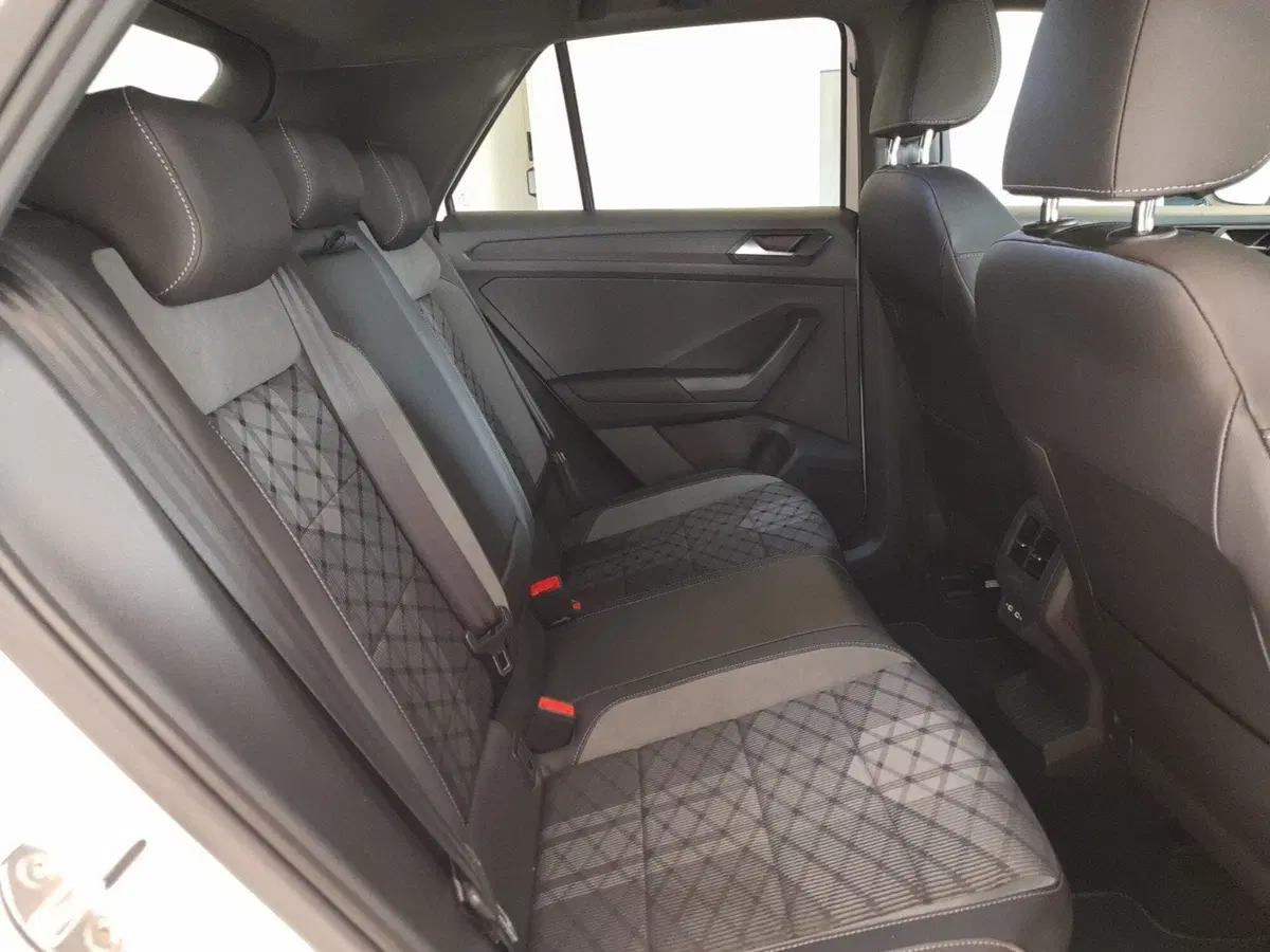 Volkswagen T-Roc usata a Bologna (18)