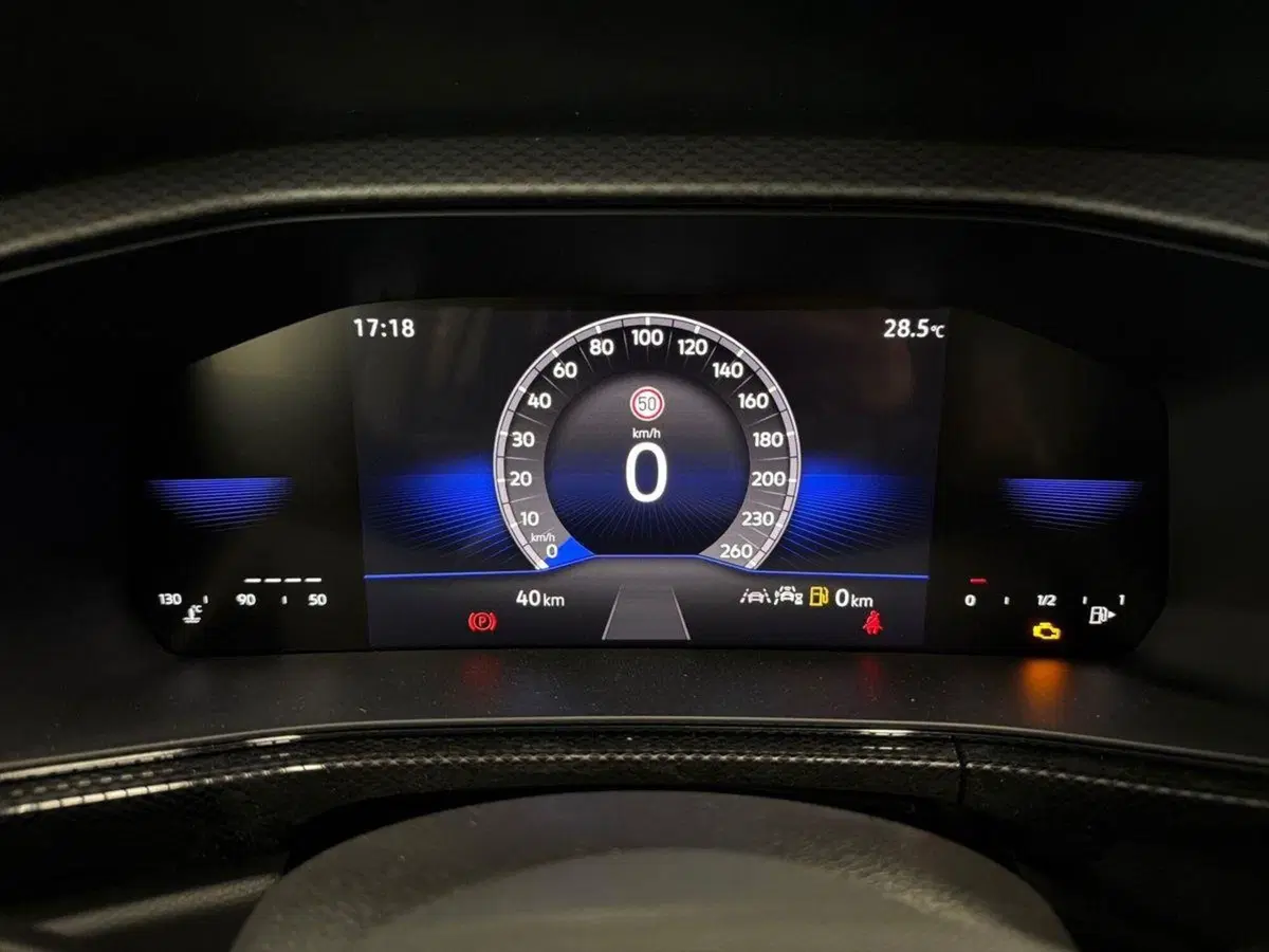 Volkswagen T-Cross nuova a Prato (13)