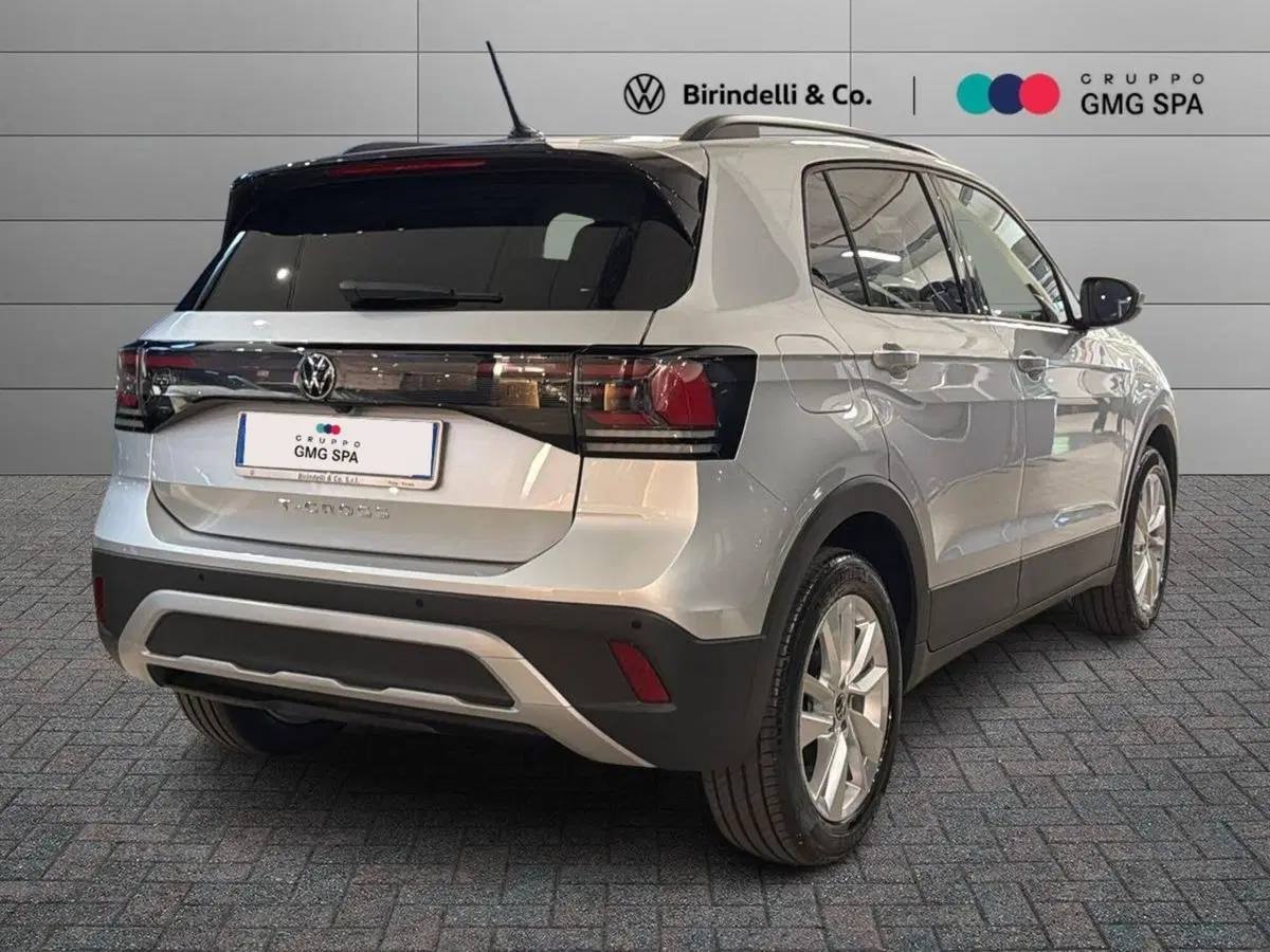 Volkswagen T-Cross nuova a Prato (3)