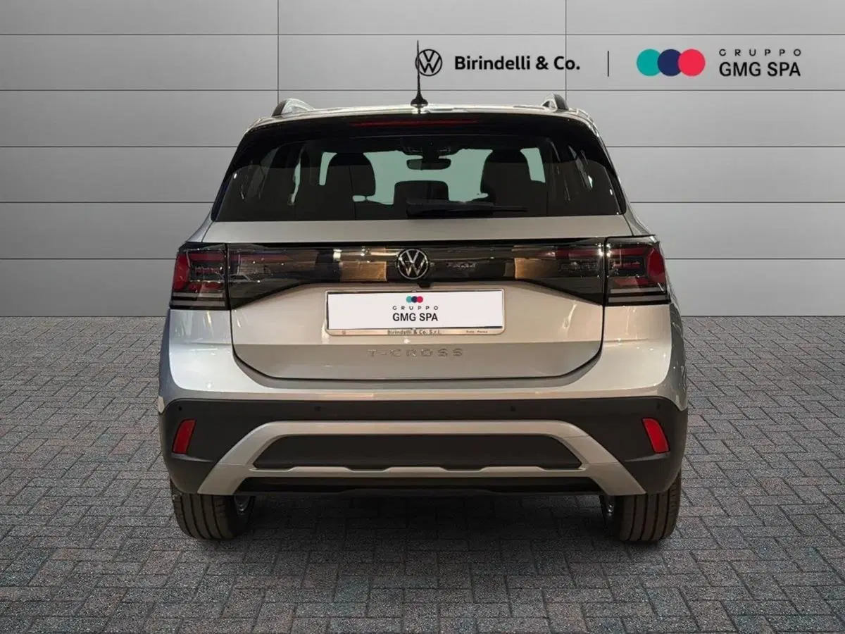 Volkswagen T-Cross nuova a Prato (4)