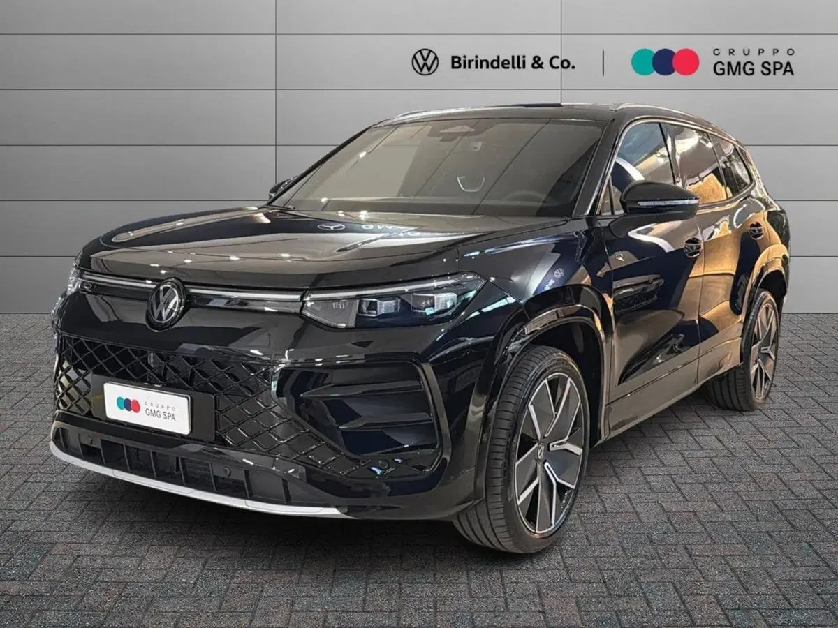 Volkswagen Tayron nuova a Prato