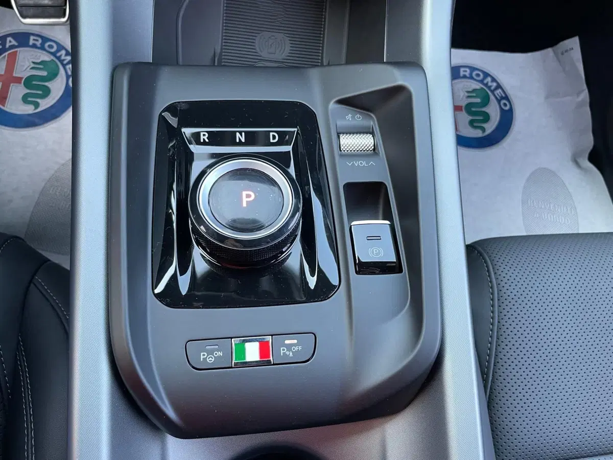 Alfa Romeo Tonale nuova a Ancona (13)