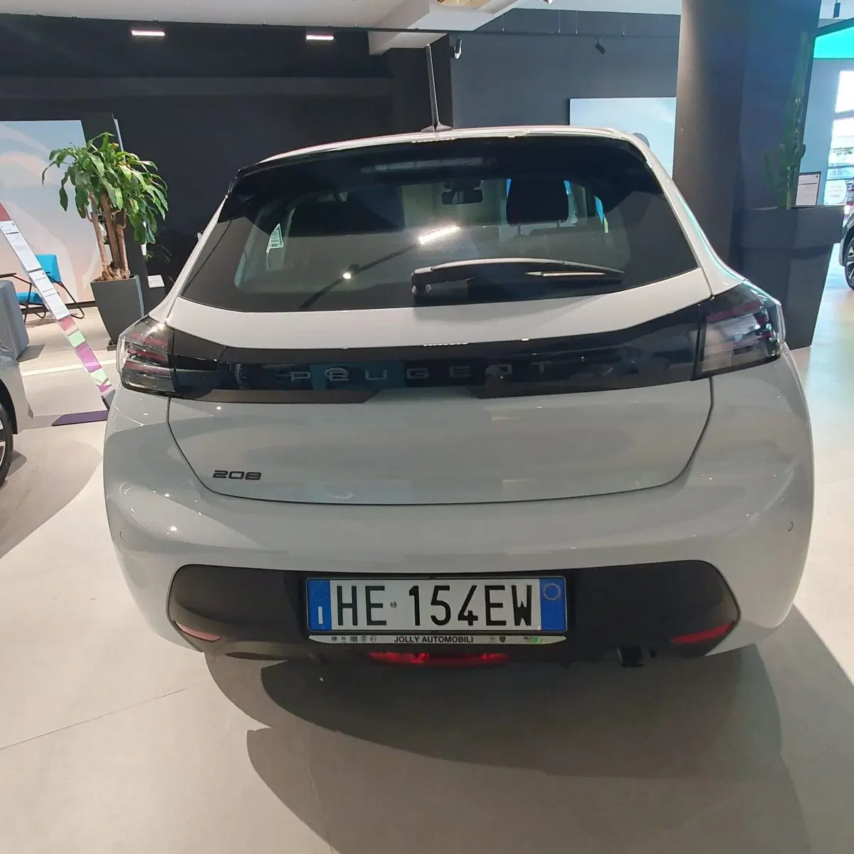 Peugeot 208 nuova a Frosinone (5)