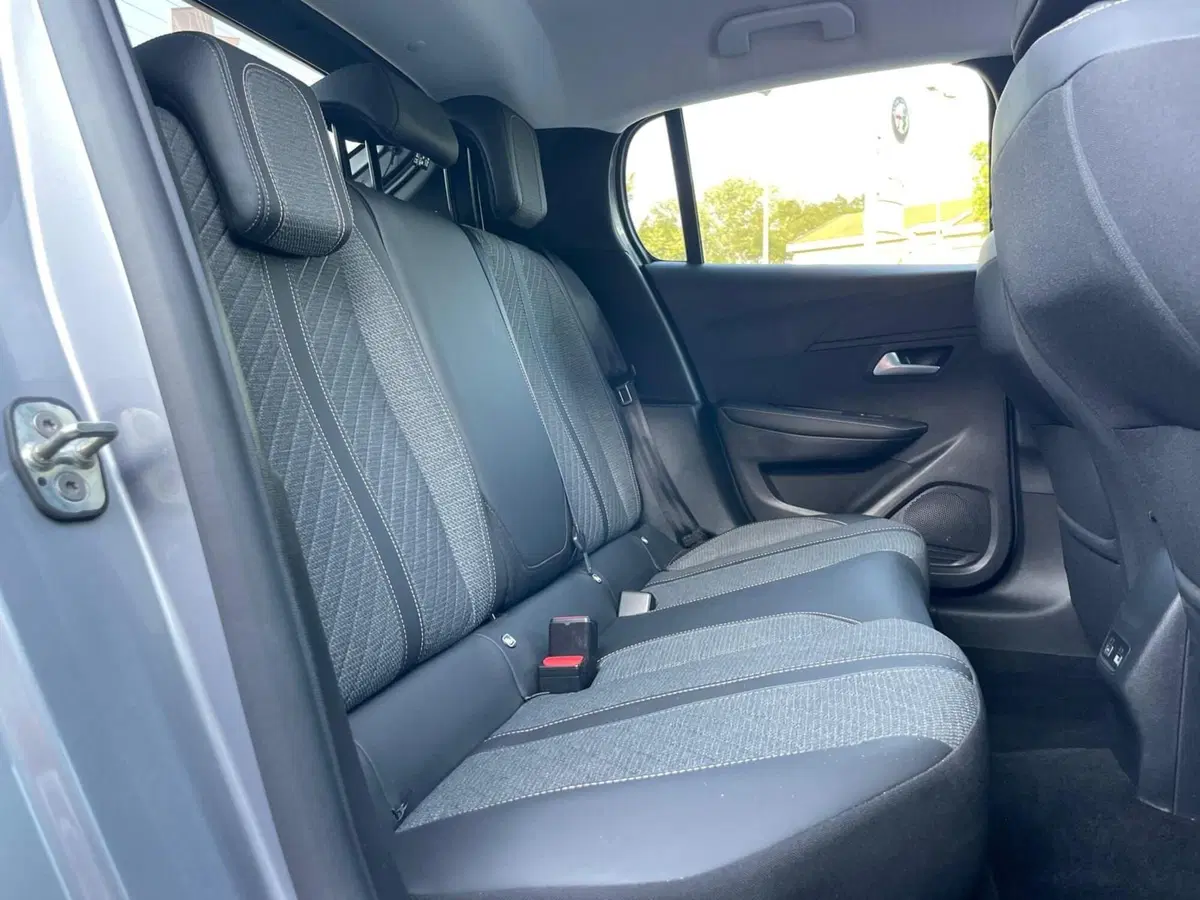 Peugeot 208 usata a Ancona (16)