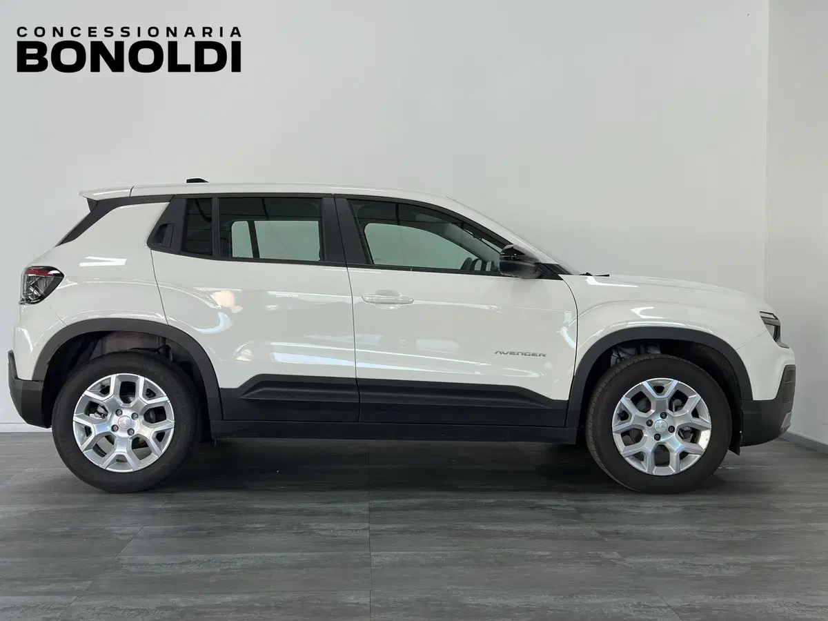 Jeep Avenger usata a Brescia (15)