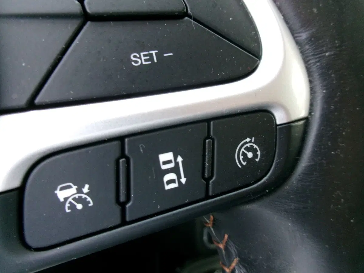 Jeep Compass usata a Venezia (17)
