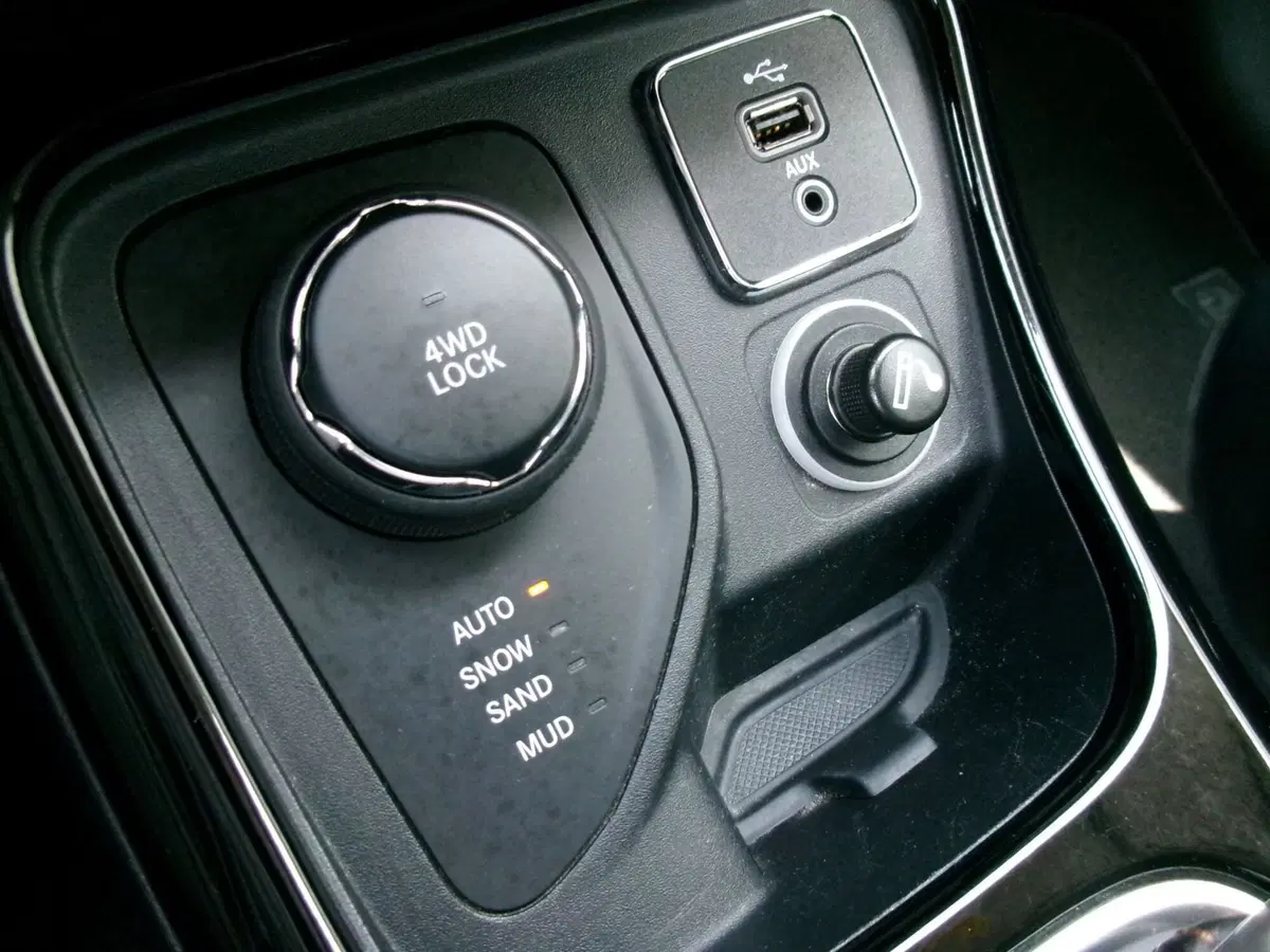 Jeep Compass usata a Venezia (20)