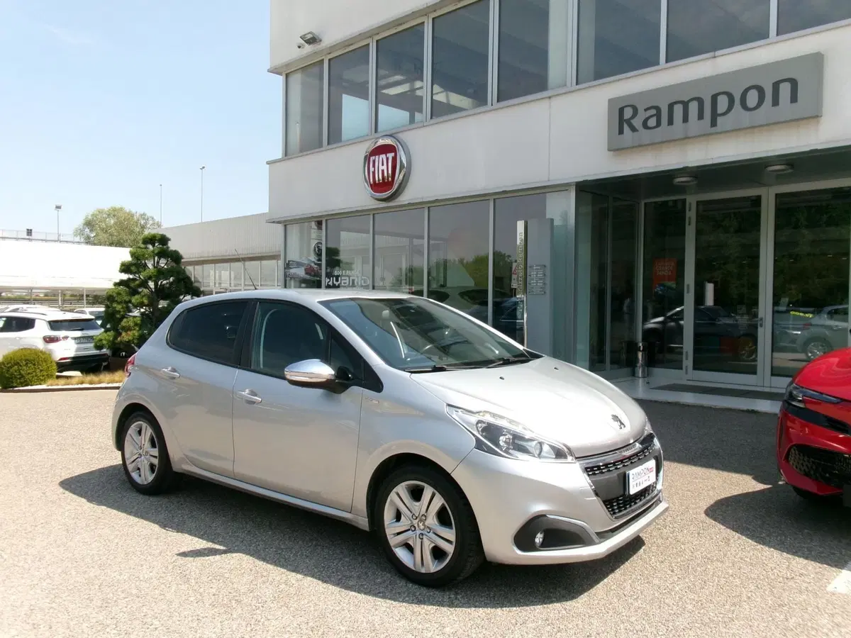 Peugeot 208 usata a Venezia (7)