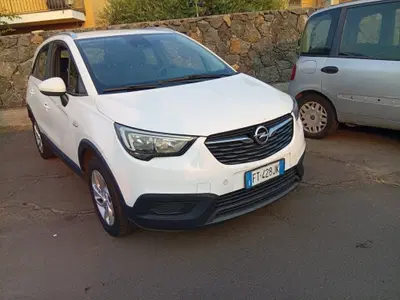 Opel Crossland X 1.2 12V Design Line del 2019 usata a Catania