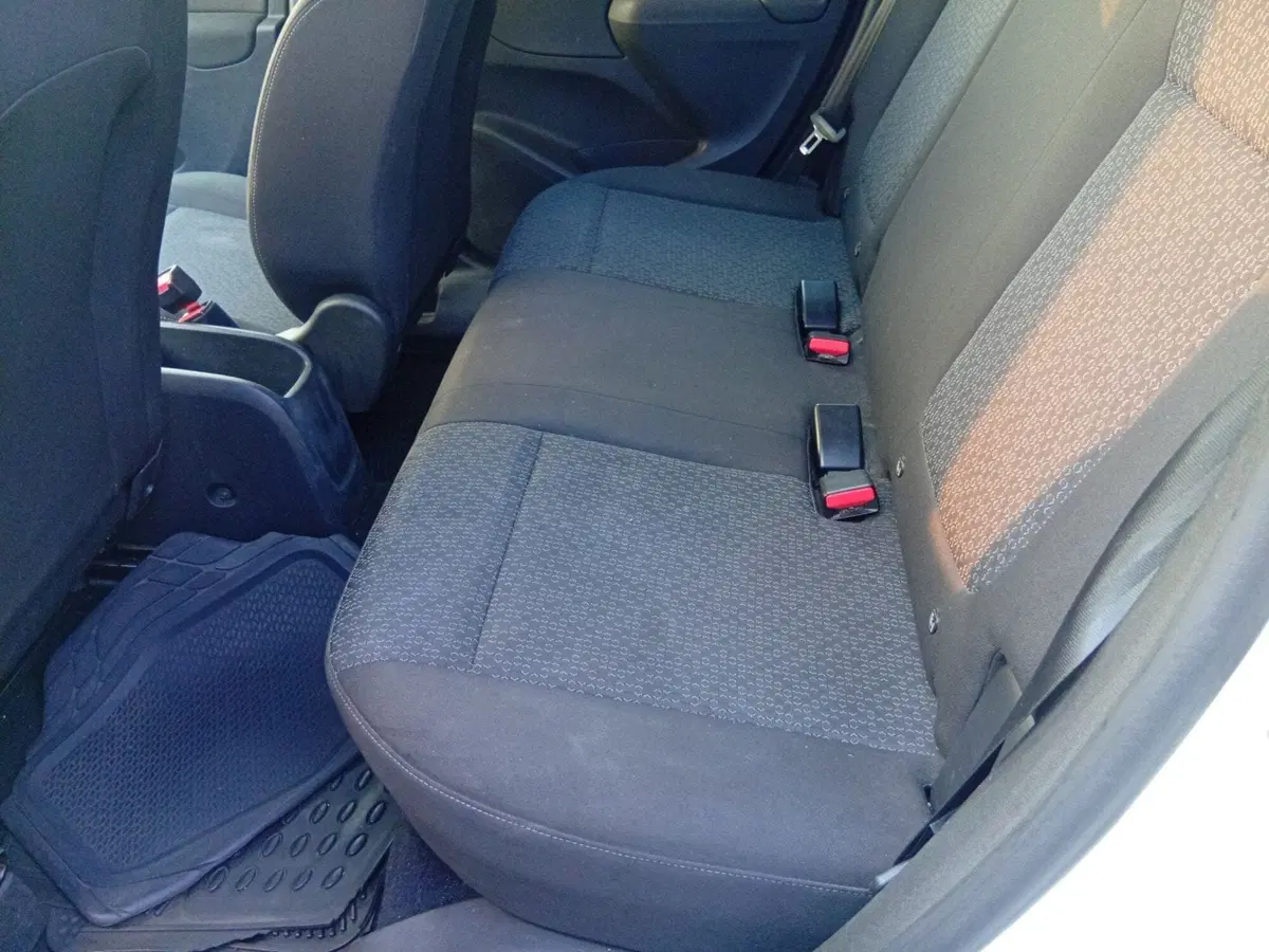 Opel Crossland X usata a Catania (13)