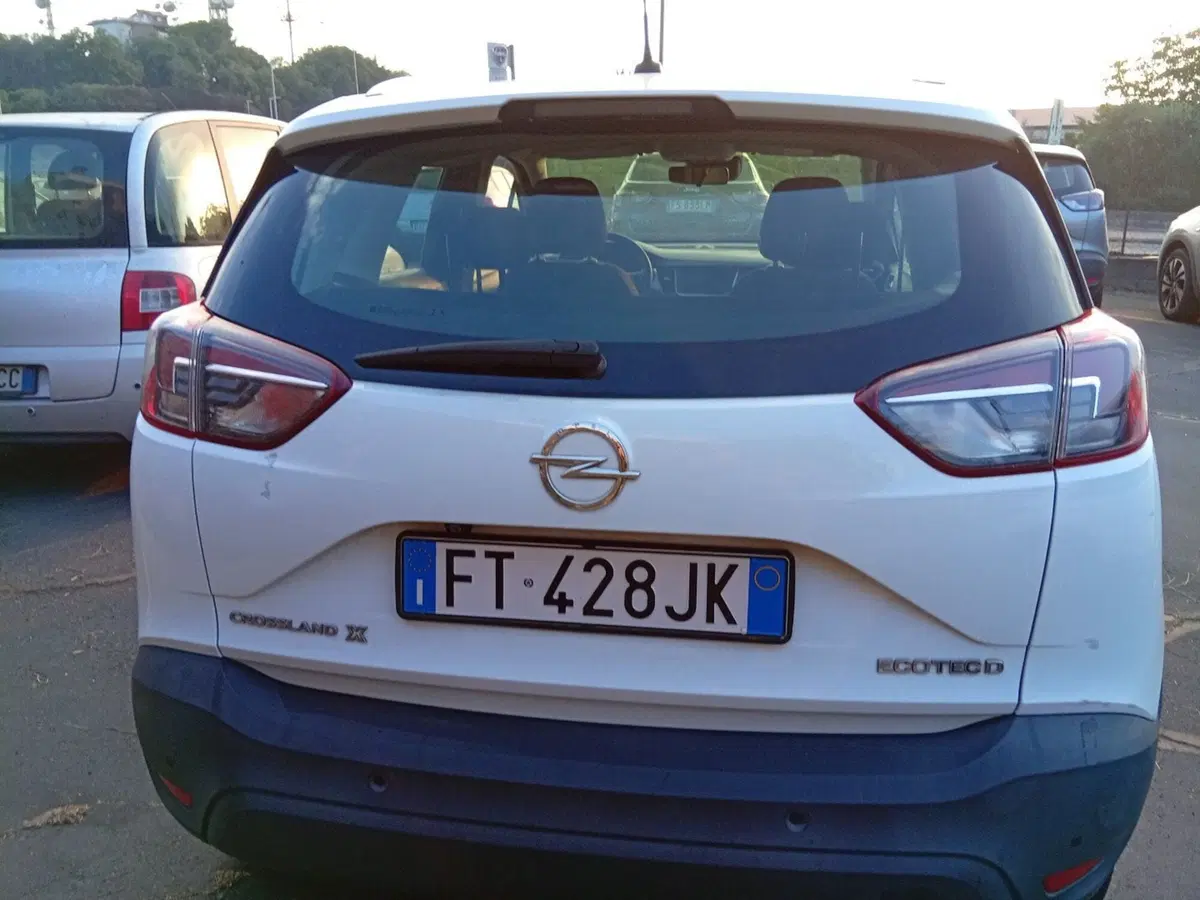 Opel Crossland X usata a Catania (4)