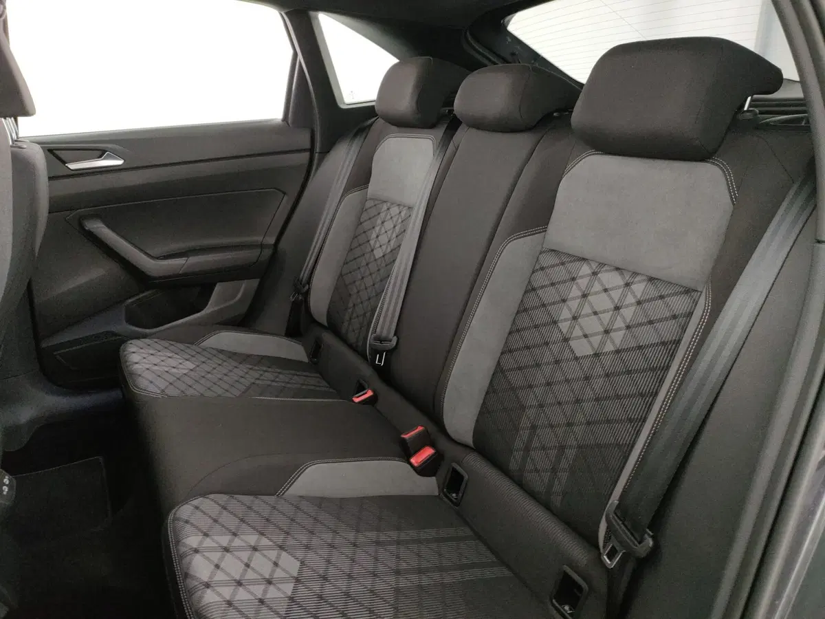 Volkswagen Taigo usata a Arezzo (13)