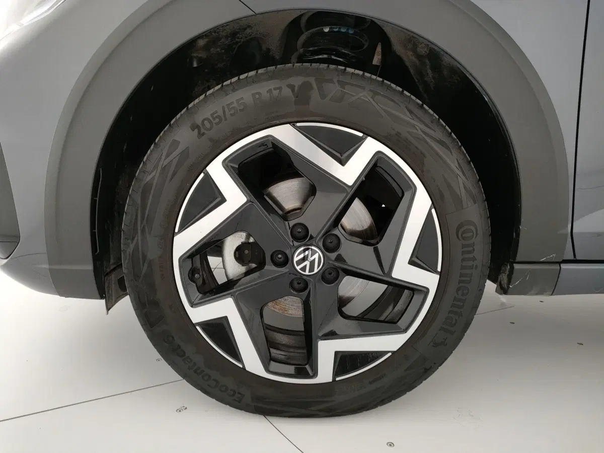 Volkswagen Taigo usata a Arezzo (7)