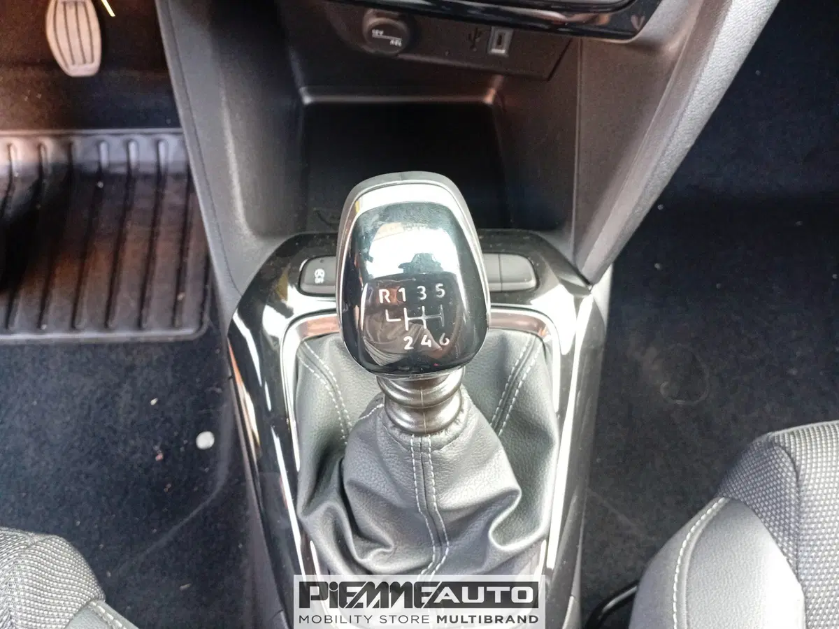Opel Corsa nuova a Parma (12)